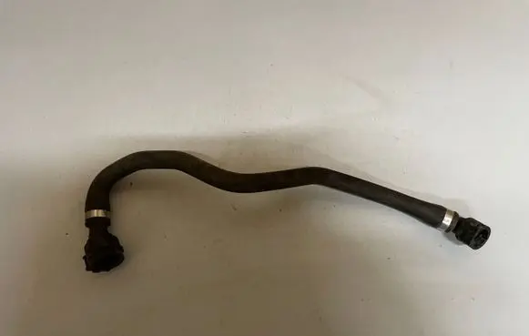 BMW 4 F32 F33 Engine coolant pipe/hose 8514058