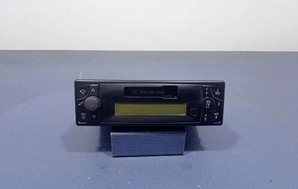 Mercedes-Benz Vito Viano W639 Radio/CD/DVD/GPS head unit A0048201286