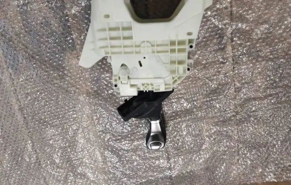 KIA Niro Gear shifter/selector 46701D4940 SRRD1 2202180162