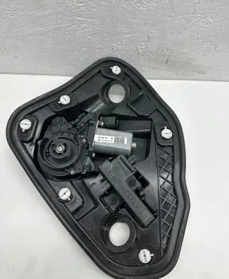 Audi A7 S7 4G Rear door soft close latching motor 4G883900314S