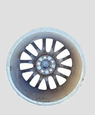 Volkswagen Golf V R17 spare wheel