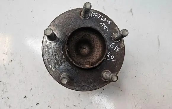 Mazda 6 Rear wheel hub