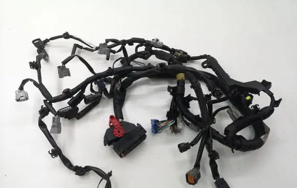 Mitsubishi Outlander Engine installation wiring loom