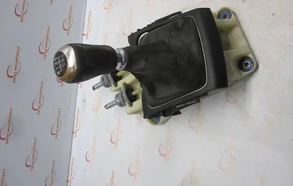Hyundai i30 Gear shift rod 43794A6100