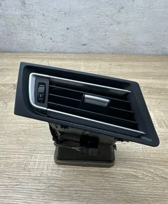 BMW 7 F01 F02 F03 F04 Dashboard side air vent grill/cover trim F5911585808 0720608