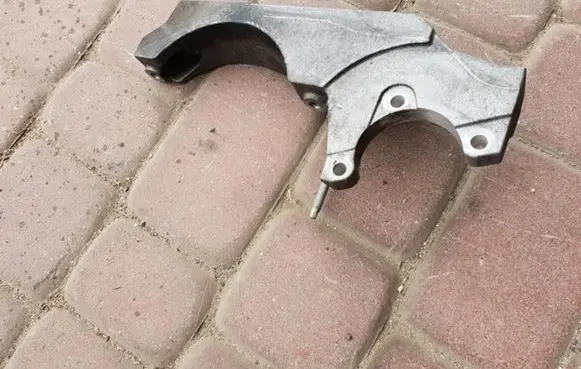 Opel Astra J Generator/alternator bracket 12628024