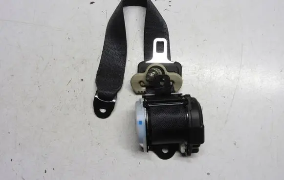 Nissan Note (E12) Seat belt trim C72075LT