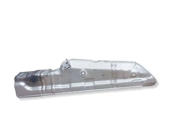BMW 3 E90 E91 Heat shield in engine bay 8511809