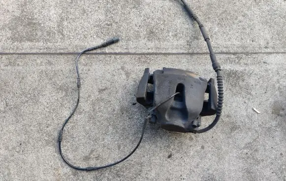 BMW X5 F15 Front brake caliper