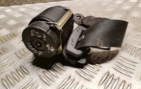 Mini One - Cooper R50 - 53 Rear seatbelt 7055962