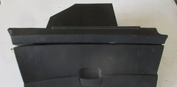 Nissan Qashqai+2 Glove box set 
