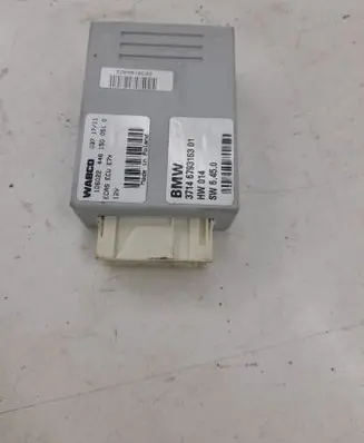 BMW X5 E70 Air suspension control unit module (rear) 6793163