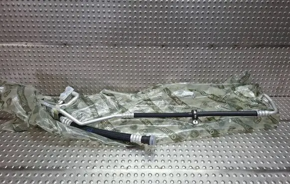 Air conditioning (A/C) pipe/hose