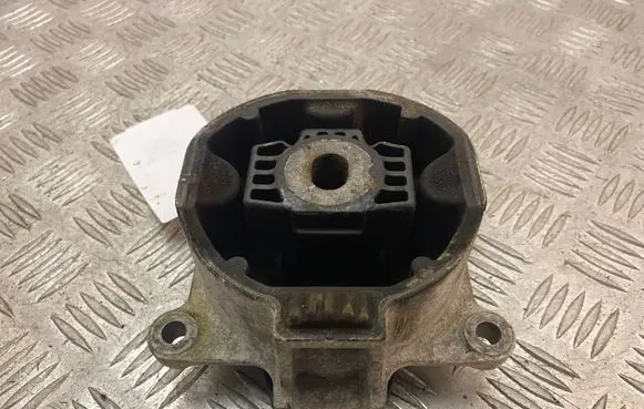 Jaguar I-Pace Engine mount bracket J9D37M121AD