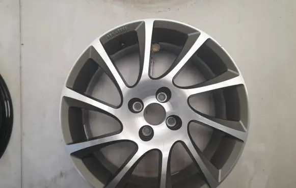 Opel Adam R17 alloy rim 0076110