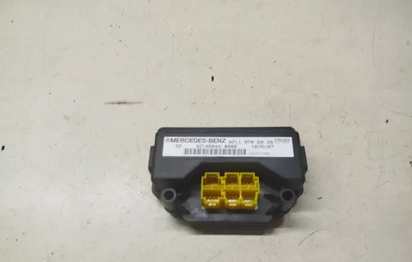 Mercedes-Benz GL X164 Seat control module a2118706026