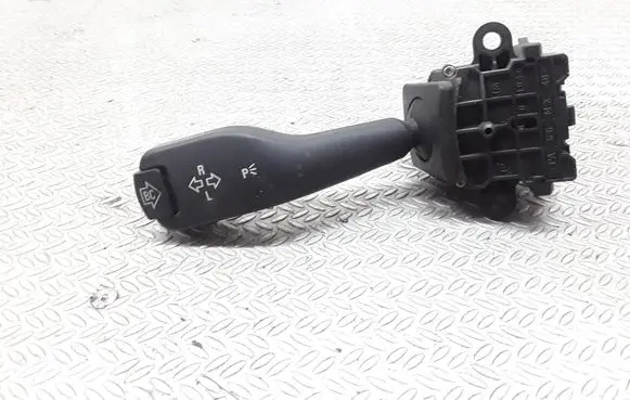 BMW 5 E39 Indicator stalk 8363668M