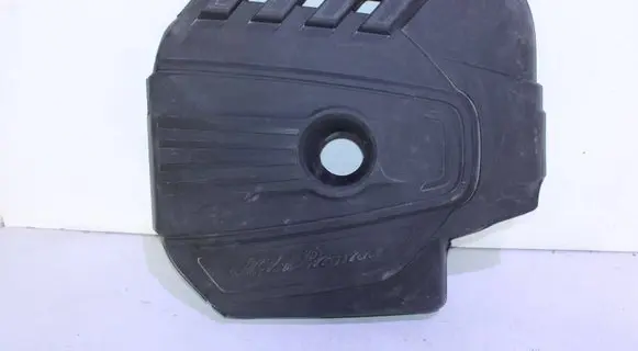 Alfa Romeo Giulia Engine cover (trim)