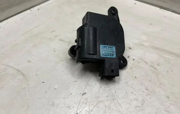 Hyundai Sonata Air flap motor/actuator AA19600000