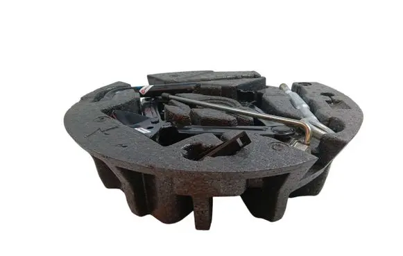 Volvo V60 Spare wheel mounting bracket 