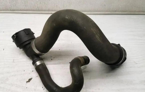Volvo XC60 Engine coolant pipe/hose 6G918286PD