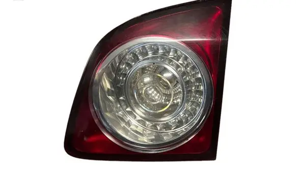 Volkswagen Golf Plus Tailgate rear/tail lights 5M0945094D 96496202 5M0945259