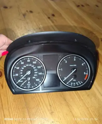 BMW 3 E92 E93 Speedometer (instrument cluster) 9283816 14369510 600220057