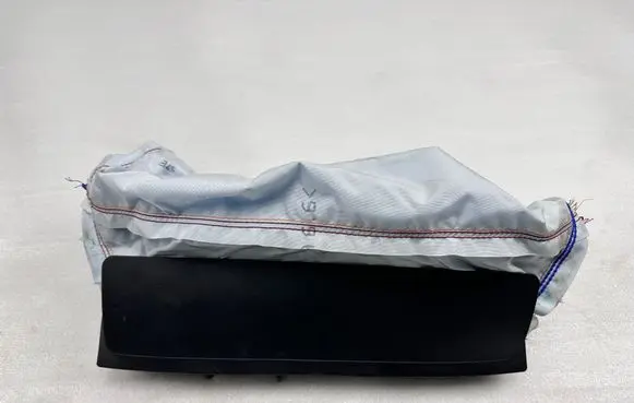 Audi A8 S8 D4 4H Knee airbag 4H1880841A 4H1880841