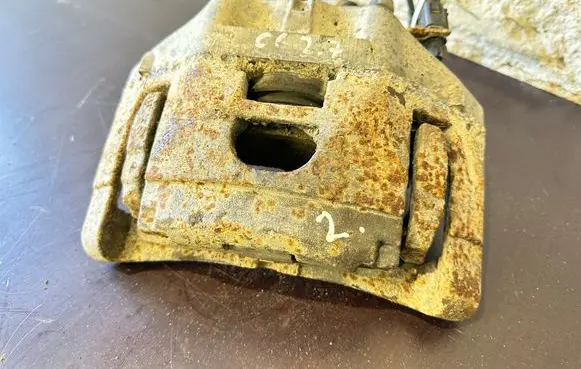 Audi A6 S6 C6 4F Front brake caliper