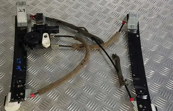 Jaguar XJ X351 Rear window lifting mechanism without motor
