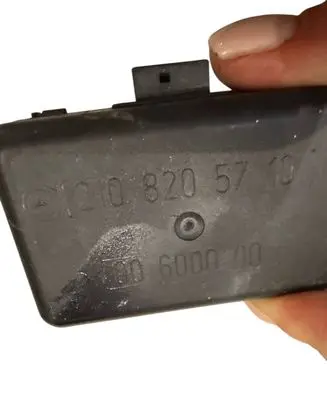 Mercedes-Benz S W220 Rain sensor 2108205710 00600000 A2108205710
