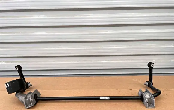 BMW 5 G30 G31 G38 Rear anti-roll bar/sway bar 6861457