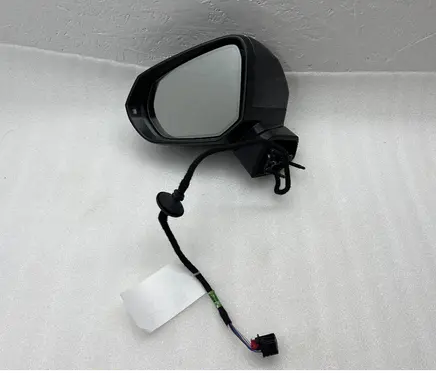 Audi Q2 - Front door electric wing mirror