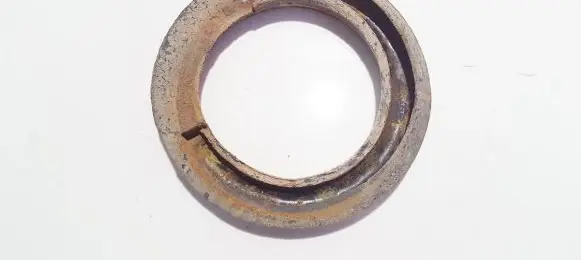 Volvo 850 Front coil spring rubber mount 