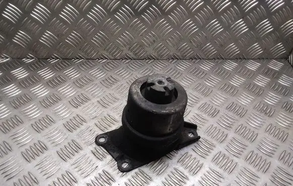 Volkswagen Multivan T5 Engine mount bracket