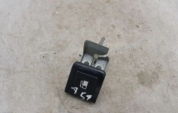 Toyota Land Cruiser (HDJ90) Fuel cap flap release cable NOCODE