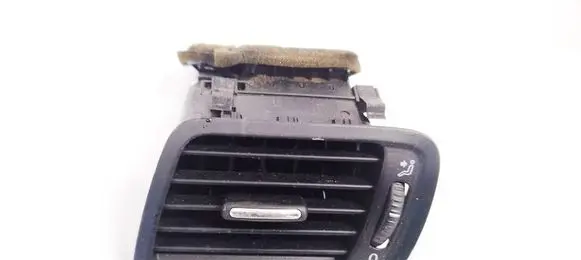 Volkswagen PASSAT B6 Dash center air vent grill 3C1819701 3C1819701E