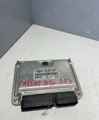 Volkswagen PASSAT B5.5 Engine control unit/module 038906019EM 28SA5042 0281010668