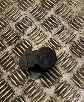 BMW 5 E60 E61 Intake manifold valve actuator/motor 6942988