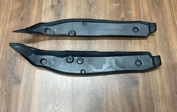 Mercedes-Benz E W213 Fender end trim A2138890300 A2138890400