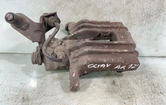 Skoda Octavia Mk2 (1Z) Rear brake caliper