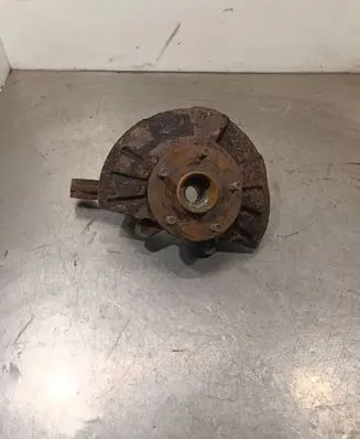 Suzuki Grand Vitara II Front wheel hub