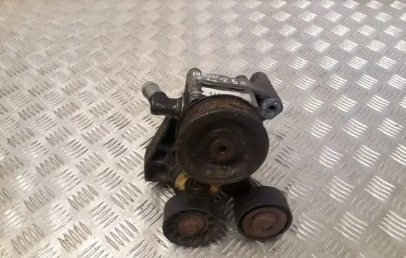 Iveco Daily 30.8 - 9 Power steering pump 7612955117