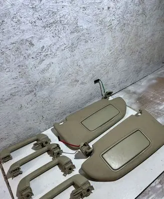 Volvo S80 A set of handles for the ceiling 