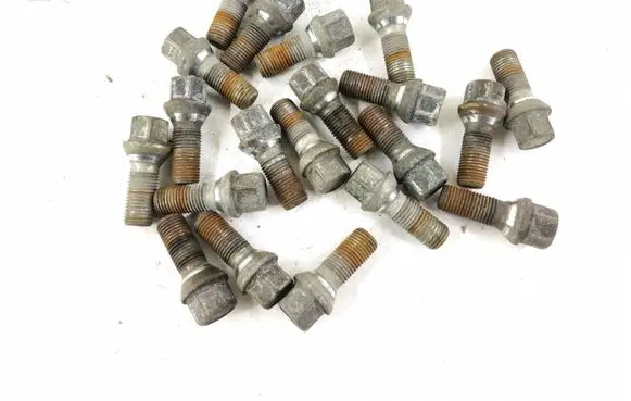 Mercedes-Benz R W251 Nuts/bolts 