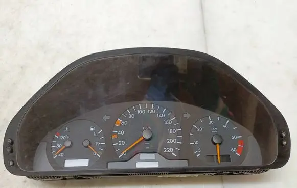 Mercedes-Benz S W220 Speedometer (instrument cluster) 87001320 2025407247 84570027
