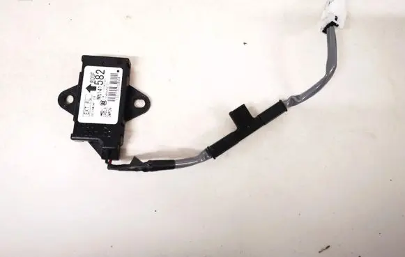 Mitsubishi Outlander Antenna control unit mn141582