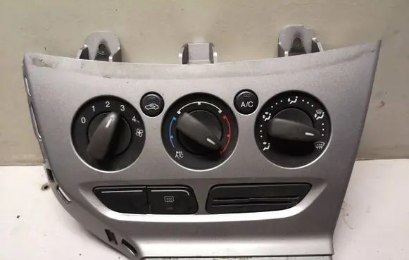 Ford Focus Climate control unit BM5T19980AE