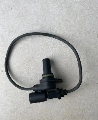 Volkswagen Golf V ABS wheel speed sensor 01M927321B
