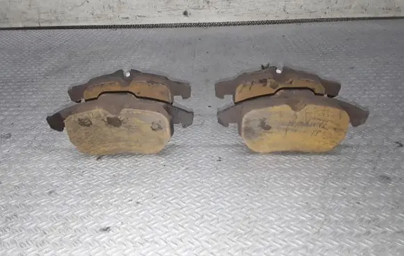 Opel Vectra C Brake pads (front) 